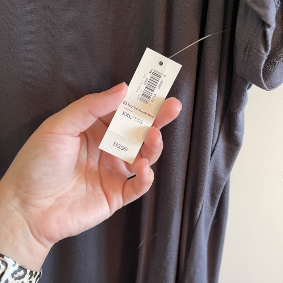 Old Navy Luxe Top with Glitter Neck Detail - Picture 4 of 4